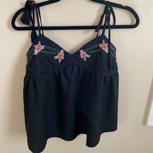 Black Embroidered Short Flow Blouse